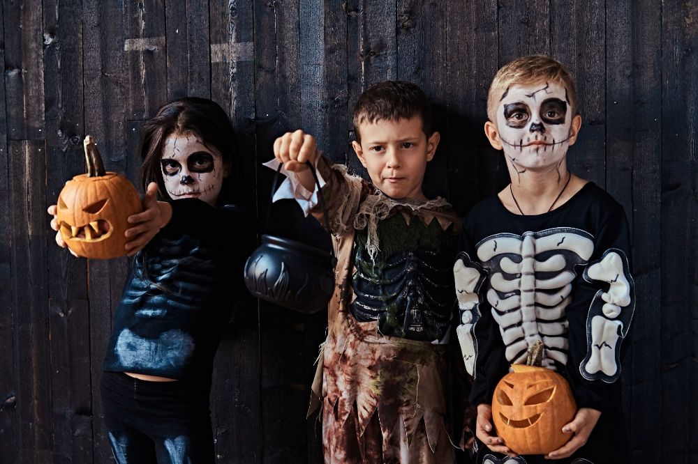 Halloween jelmez gyerekeknek